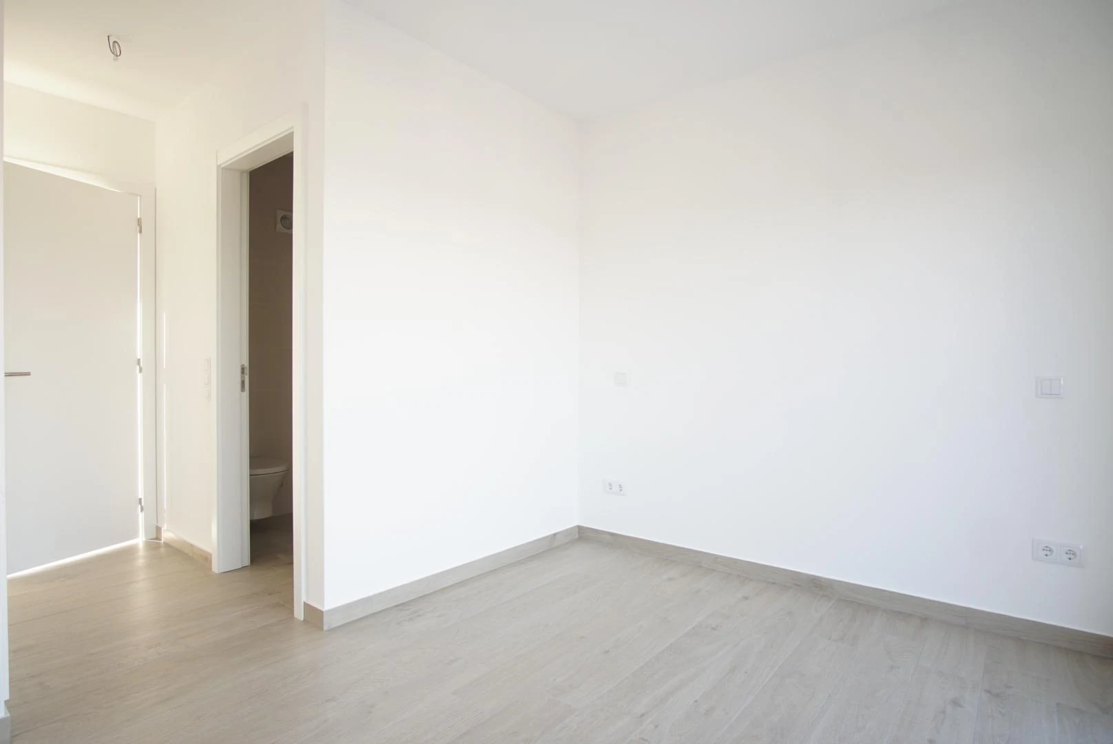 Quarto do lote 63